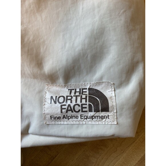 THE NORTH FACE Berkeley Tote Pack Backpack Vintage White NWT - Picture 2 of 7